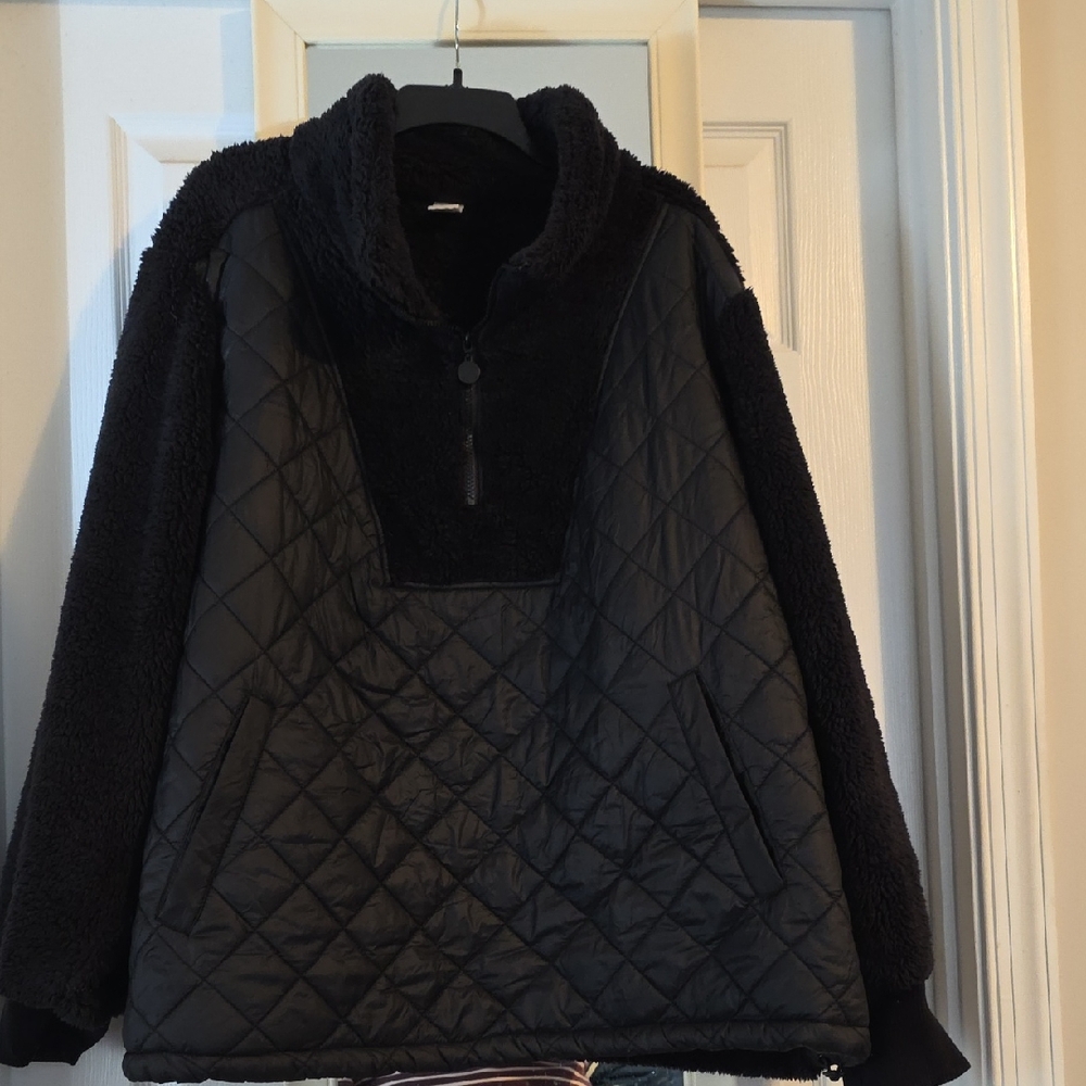 Livi Active Black Fleece Jacket